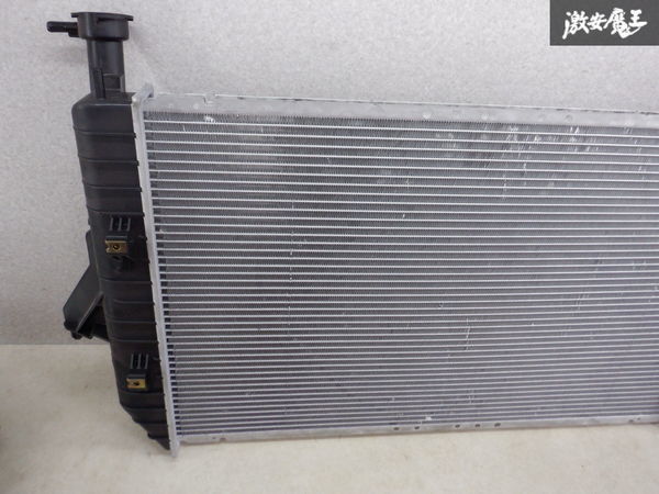  unused after market Cadillac Cadillac Escalade 2002 year ~2006 year radiator radiator single unit normal shelves 2H14