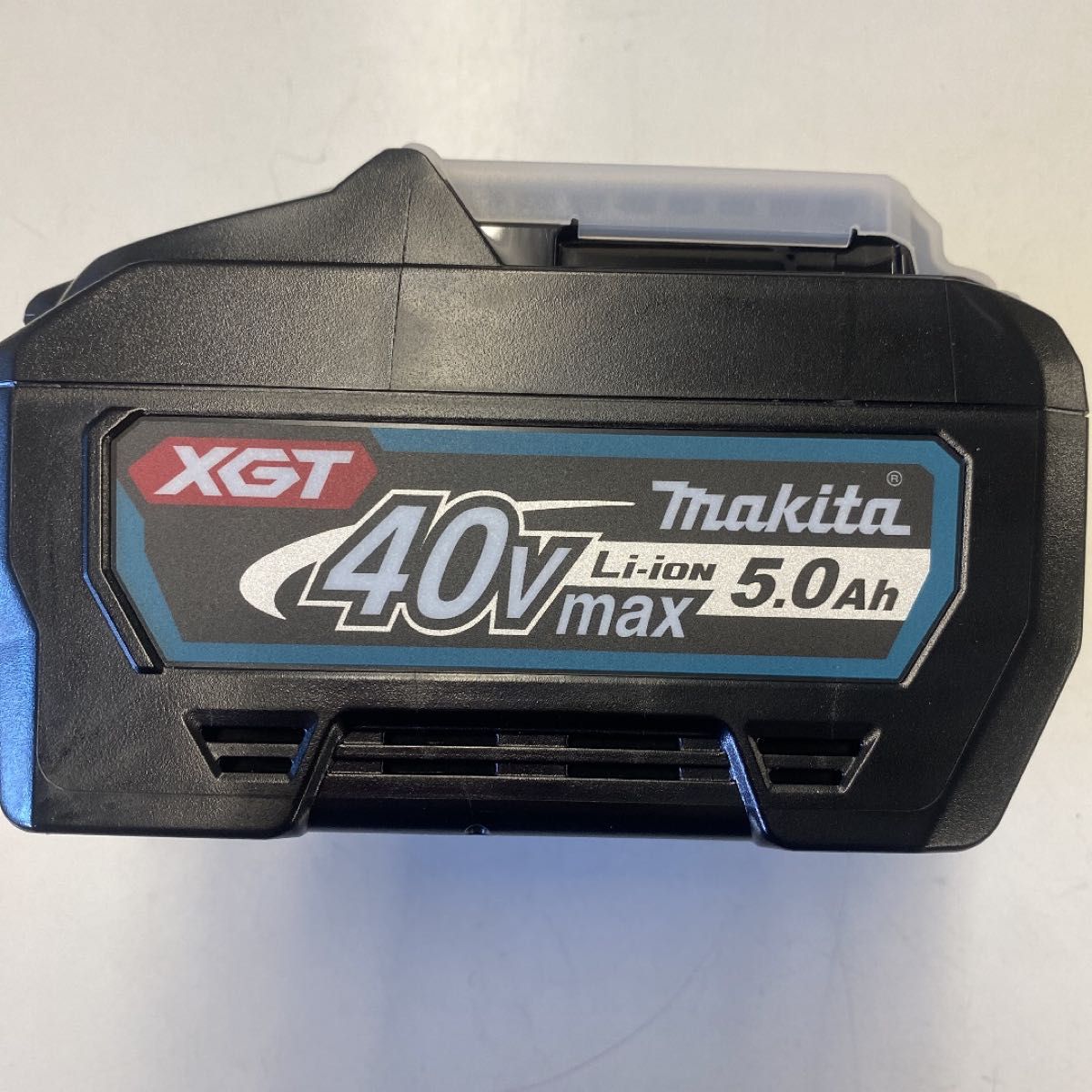 マキタ　40vmax 5ahバッテリー　BL4050F  1個　新品