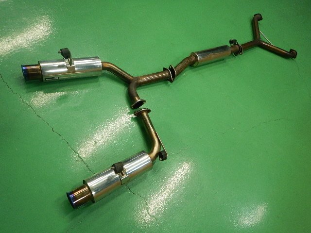 個人宅配不可】中古 日産 フェアレディZ Z33 柿本改 Regu.06&R