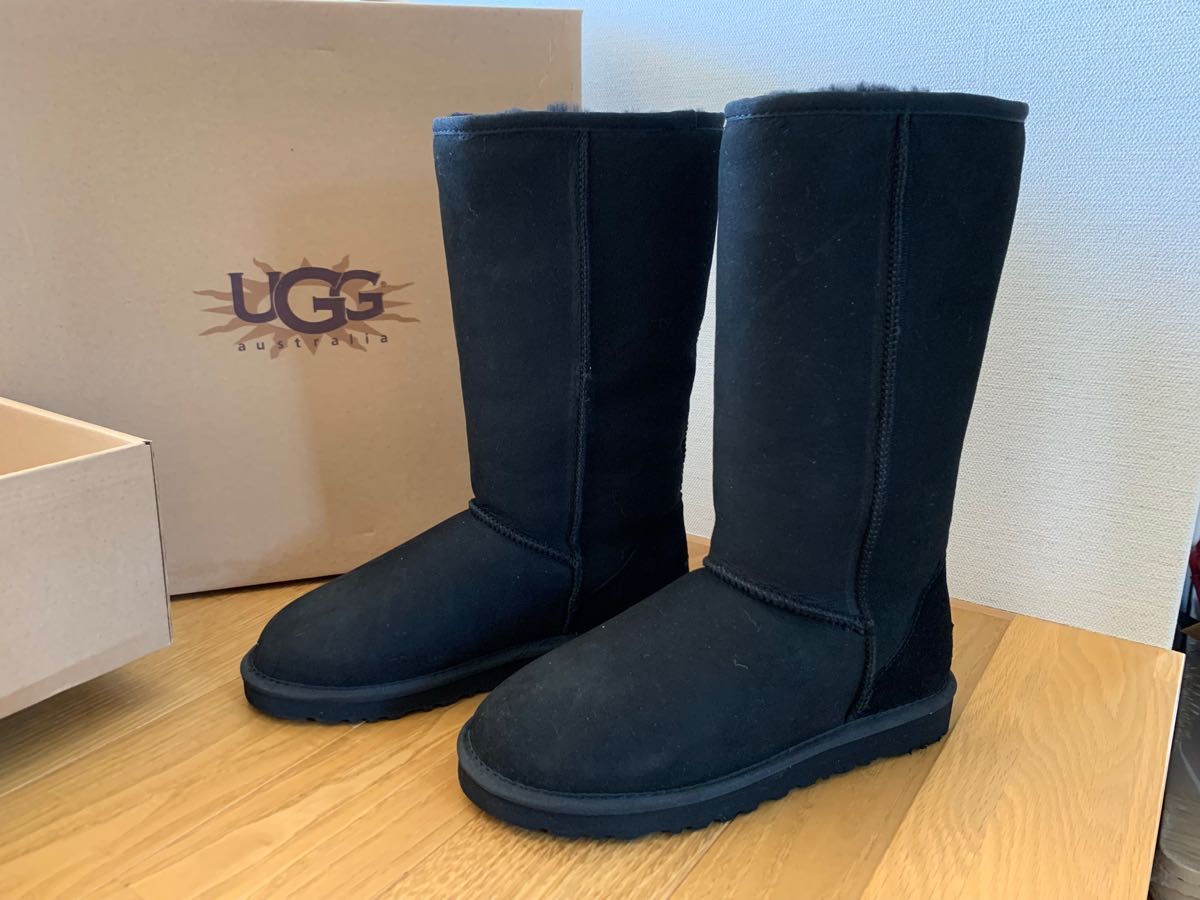 未使用品 UGG レディース クラシック トールブーツ-