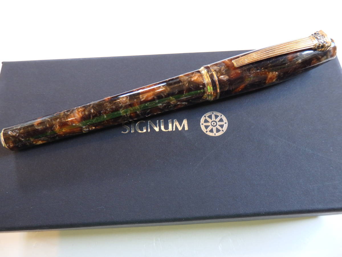 ◆【美しいお品】イタリア製　シグナム　デ・デヴィーナ・プロポティオーネコレクション　アンバー万年筆　ペン先：18K750 M