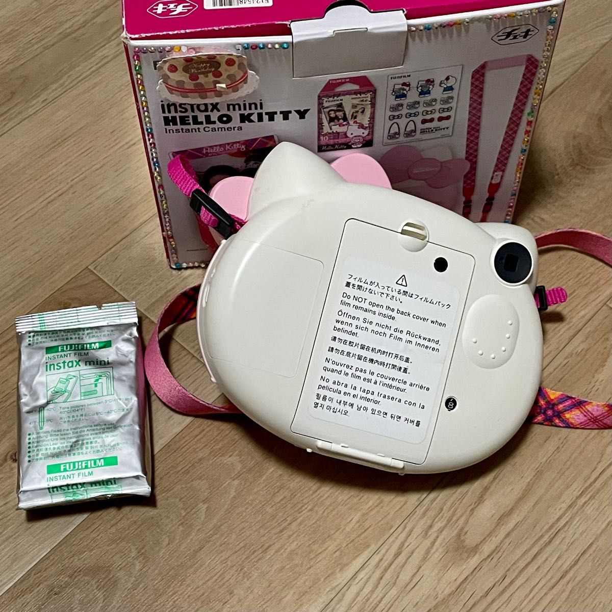 富士フィルム キティ チェキ instant mini Hello kitty 富士フィルム キティ チェキ instant mini Hello kitty