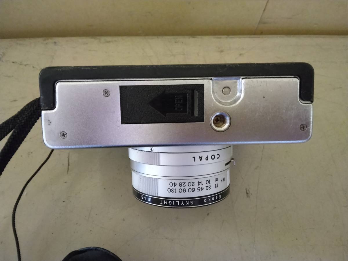 L115・4　現状品　YASHICA ELECTRO35MC　1:2.8 f=40mm　ヤシカ　エレクトロ35MC　レンジファインダーカメラ　10/11_画像5