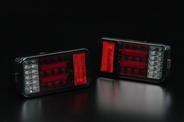 REIZ DA63T キャリィ LEDテールランプ レッドスモーク/クローム_画像1