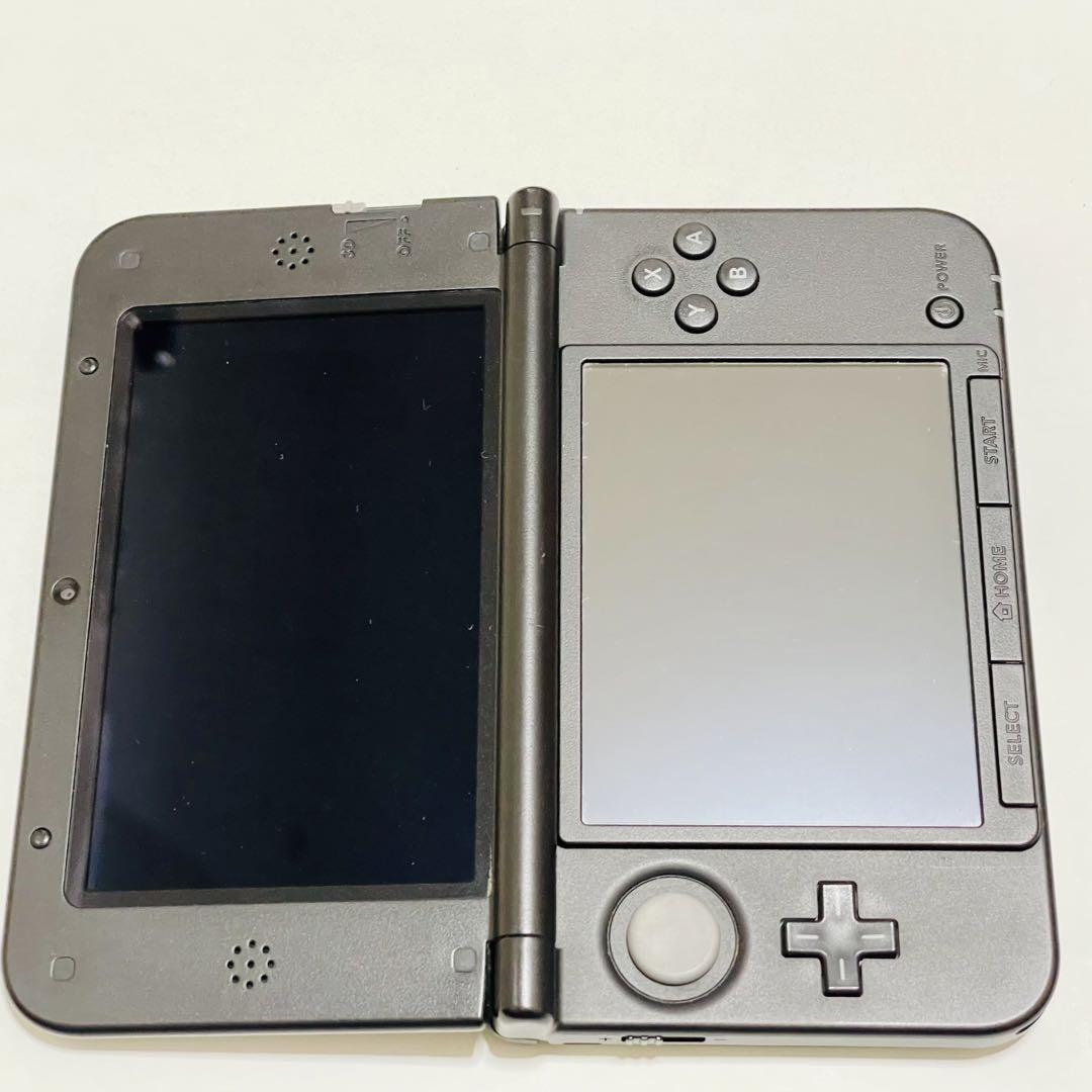 ニンテンドー 3DS LL シルバー×ブラック 動作確認済 013-