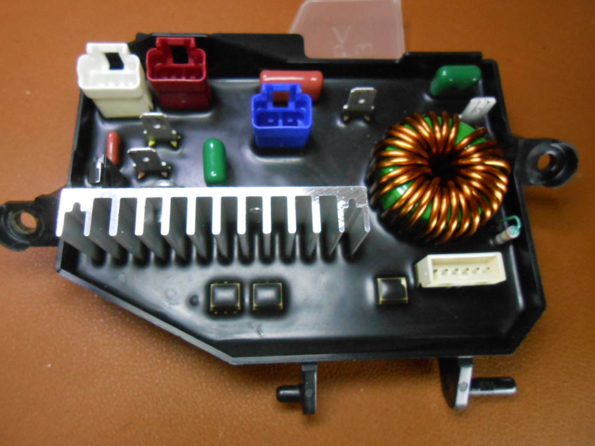 TCF-9563 脱臭ファンモーター2 ネオレストD1 希少パーツ TCF-9563 脱臭ファンモーター2 ネオレストD1 希少パーツ