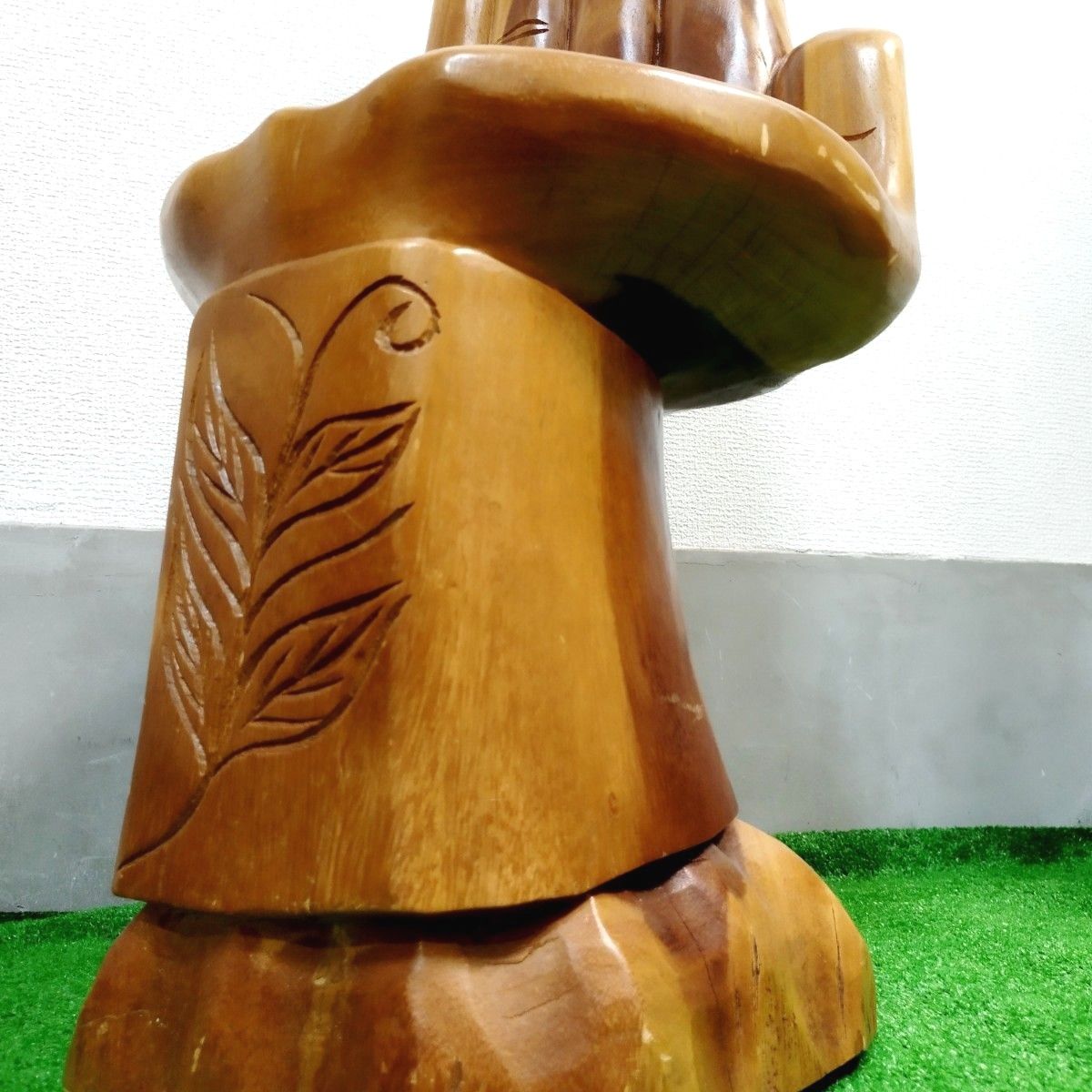 木彫り 手の椅子ハンドオブジェ チェア