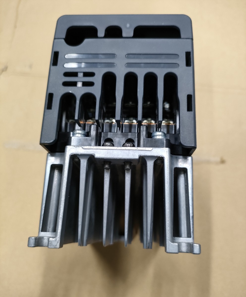 三菱電機 インバータ FR-D720-0 4K MITSUBISHI 三菱 三菱 三菱電機 インバータ FR-D720-0 4K MITSUBISHI 三菱 三菱