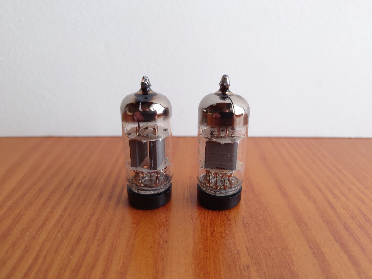 【NOS】Mullard　CV4003（ECC82、12AU7） 2本　軍用管　高信頼管　ボックスプレート_画像3