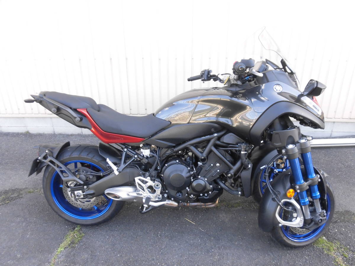 YAMAHA 中古車　NIKEN ナイケン　2018モデル　　走行11,571km　ABS・クルコン・ＧＴカウル ノーマルカウル、赤キーあり　検切れ_画像2