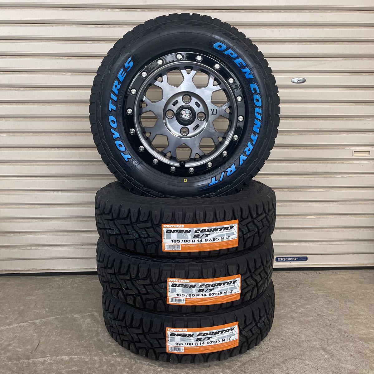 《XTREME-J XJ04》 新品TOYOオープンカントリーRT 165/80R14 ゴツゴツマッドタイヤ リフトアップ 軽トラ 軽バン 4本セットの画像1