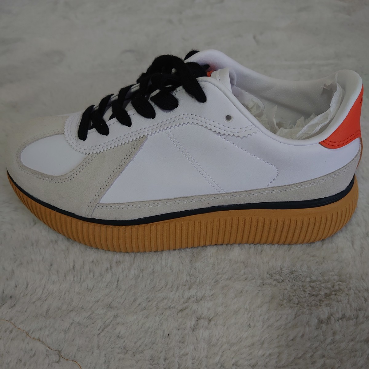 極美品 Onitsuka Tiger DELE CITY 25cm 白×ハバネロ-