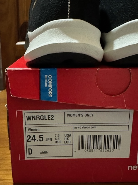 New Balance 黒×柄 WNRGLE2 24.5 5Way NB レデイーススニーカー ニューバランス レデイースシューズ 送料無料 新品未使用 婦人 靴_画像8