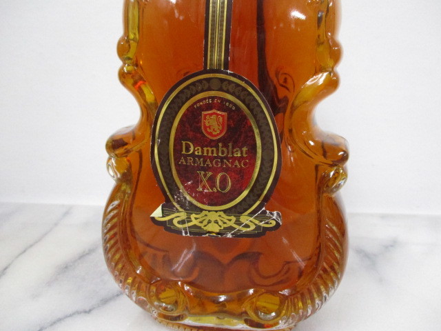 H320　古酒　Damblat ARMAGNAC XO ダンブラー バイオリン型 ボトル アルマニャック ブランデー 750ml 40%_画像2