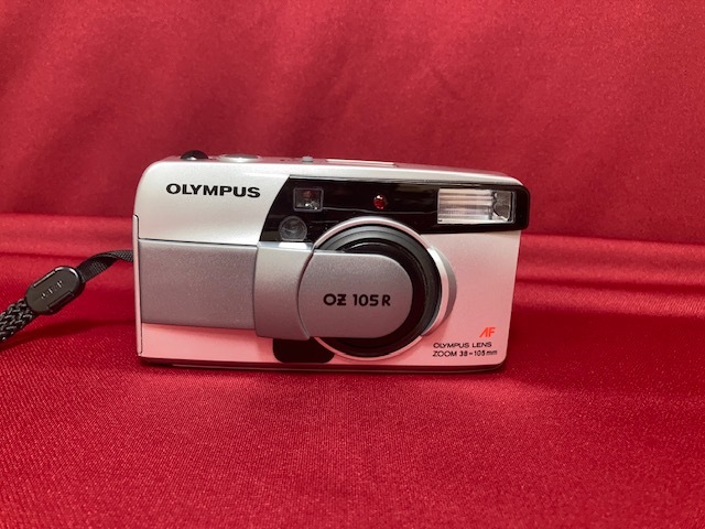 ※20646 OLYMPUS OZ 105R コンパクトフィルムカメラ 通電確認済み ZOOM38-105mm 個人保管品 オリンパス _画像2