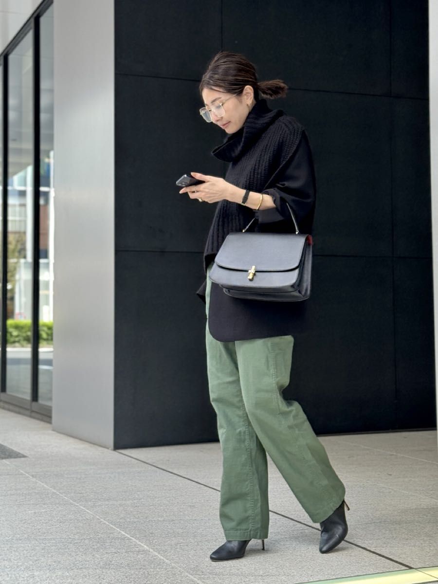 YVES SALOMON/イヴ サロモン】 WOOL FRONT KNITWEAR ブラック YVES SALOMON/イヴ サロモン】 WOOL FRONT KNITWEAR ブラック