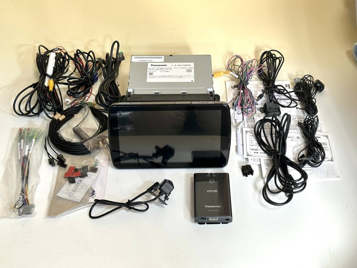 パナソニック【Strada】CN-F1D9HD フローティングナビ+リアバック
