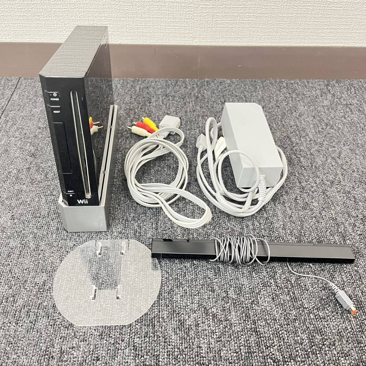 【お買い得】☆Nintendo Wii ブラック RVL-001☆任天堂／ニンテンドー／テレビゲーム／通電確認済み／本体／黒／ゲーム機／BA0_画像1