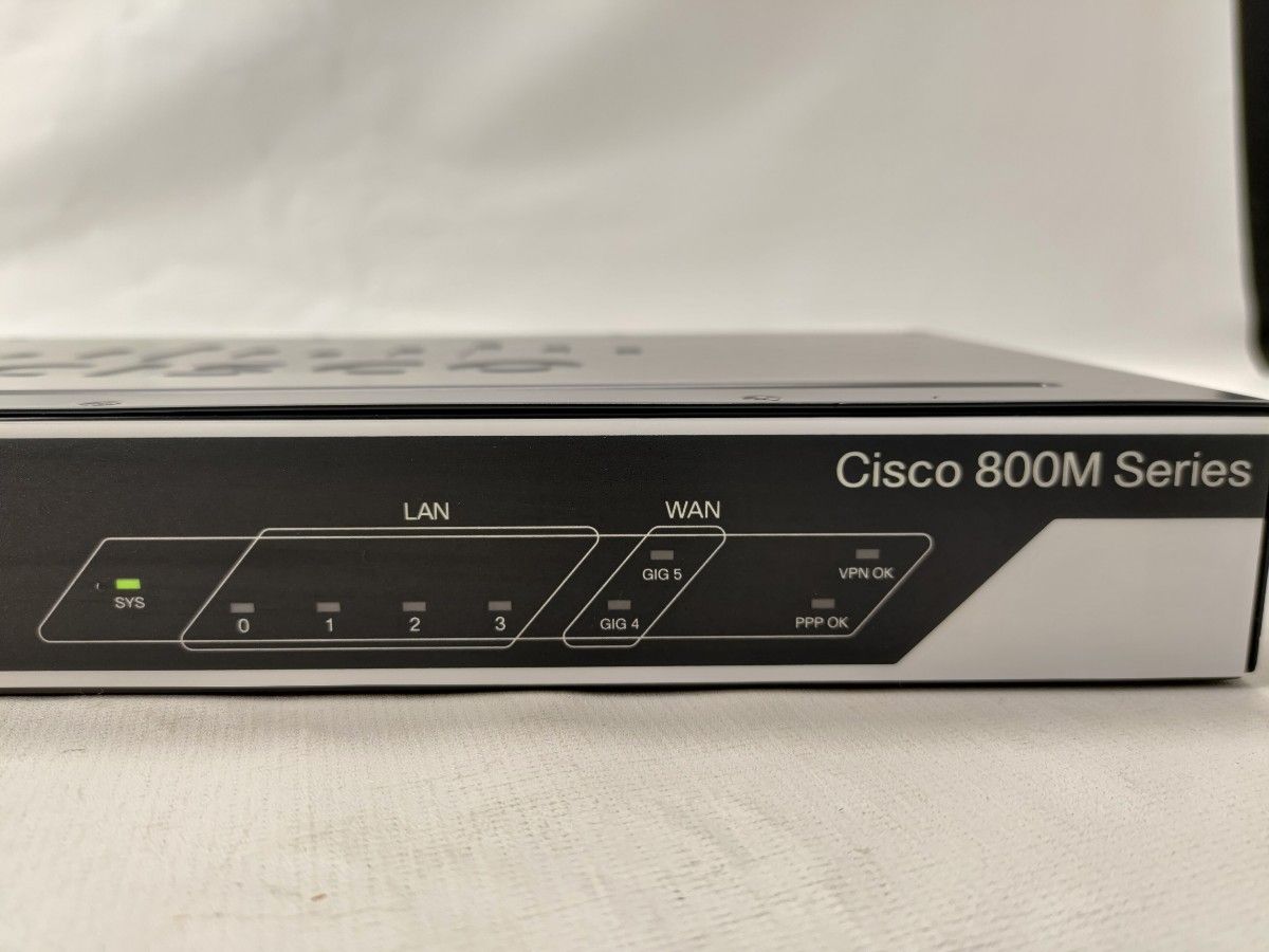 Cisco 800M Series C841M-4X シスコ 有線LANルーター 800Mシリーズ 通電確認済み ネットワーク構築