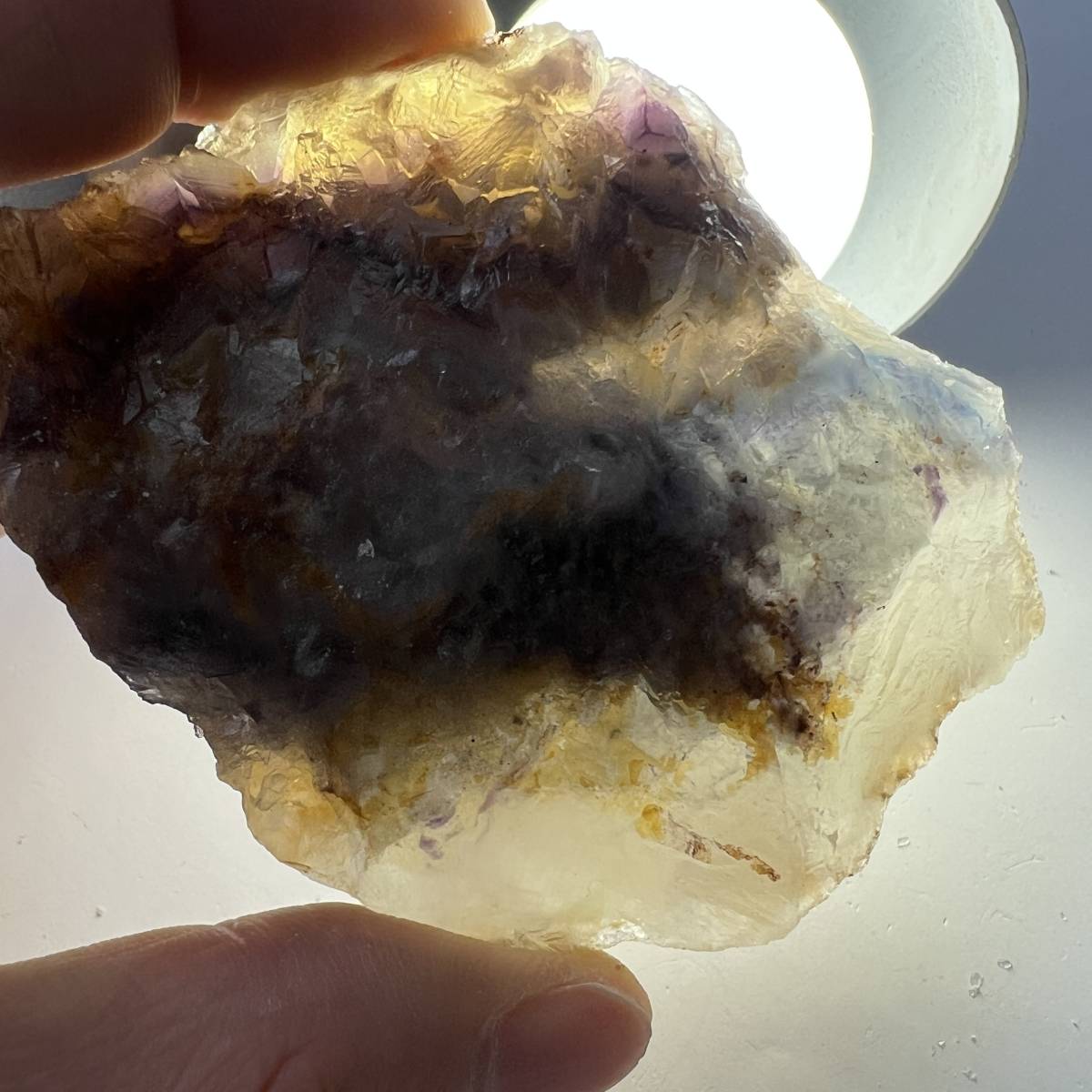 【E22432】 南モンゴル産 蛍石 フローライト ほたる石 ホタル石 天然石 鉱物 原石 パワーストーン_画像2
