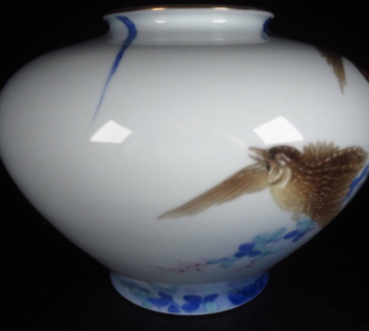 SAKURAYA】時代【 染錦 金彩花鳥図花瓶/宮内庁御用達 深川製磁 SAKURAYA】時代【 染錦 金彩花鳥図花瓶/宮内庁御用達 深川製磁
