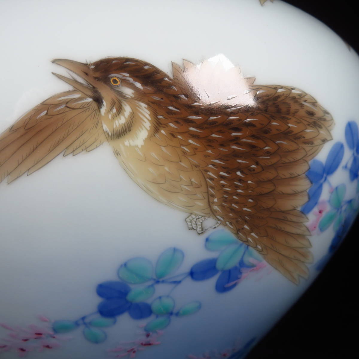 SAKURAYA】時代【 染錦 金彩花鳥図花瓶/宮内庁御用達 深川製磁 SAKURAYA】時代【 染錦 金彩花鳥図花瓶/宮内庁御用達 深川製磁