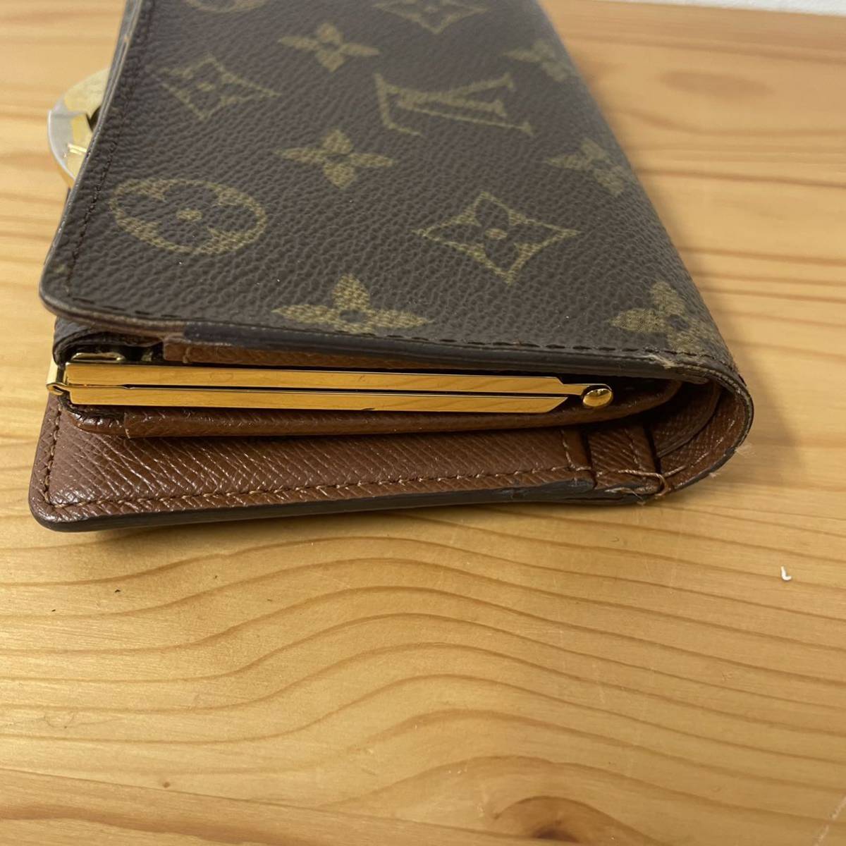 UTM1 ルイヴィトン LOUIS VUITTON がま口財布 二つ折り財布 シリアル