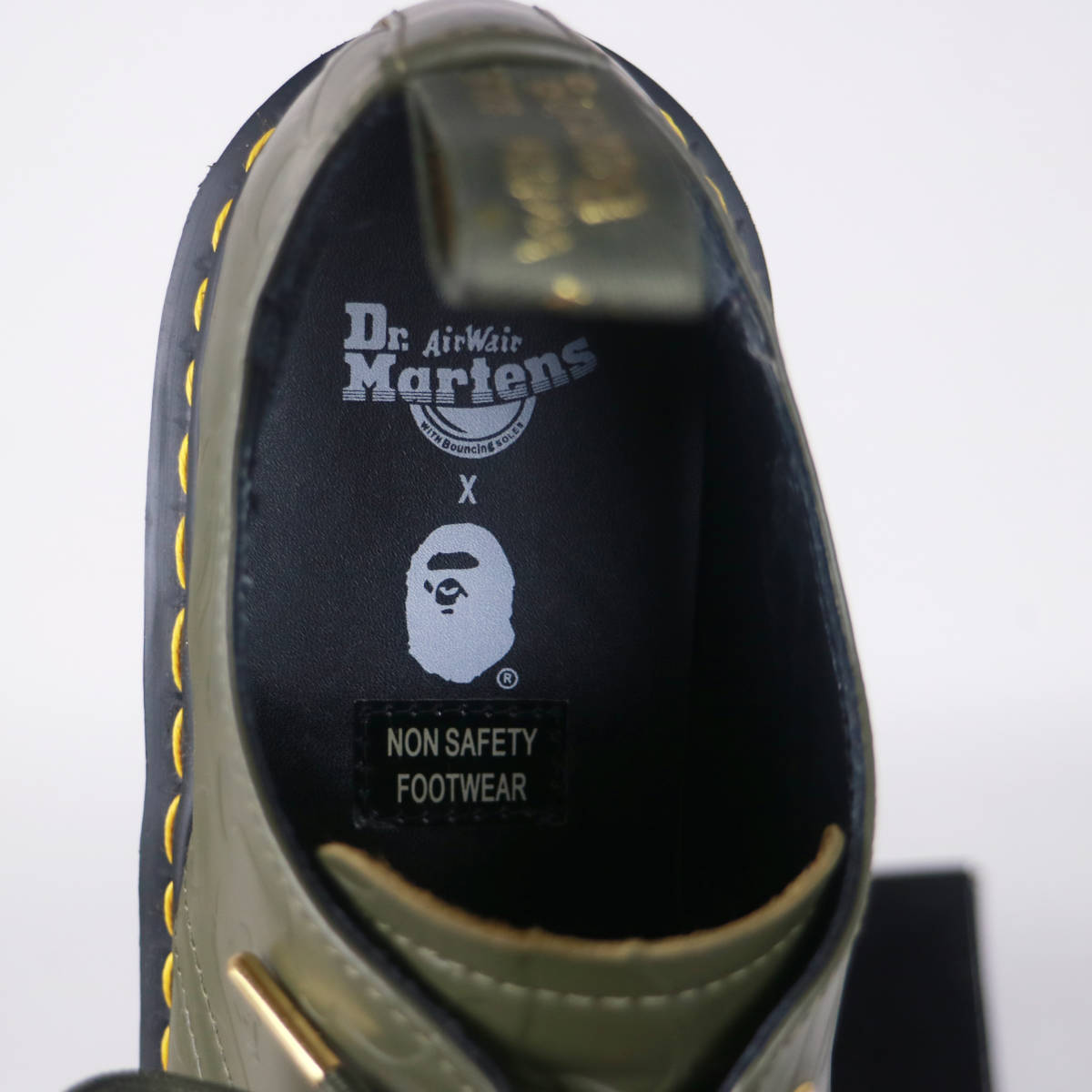 UK7】APE×Dr.Martens コラボ エンボス加工 オデコ靴 3ホール-