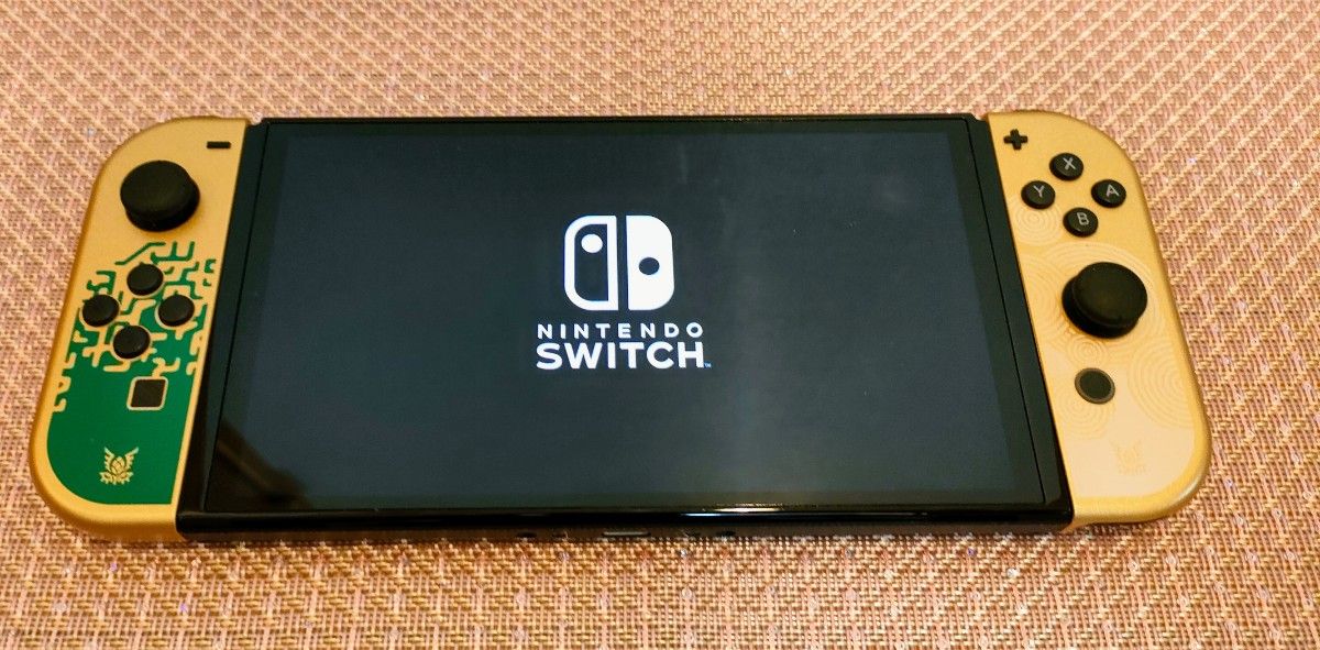 【美品!】Nintendo Switch有機ELモデル　ゼルダの伝説エディションティアキン