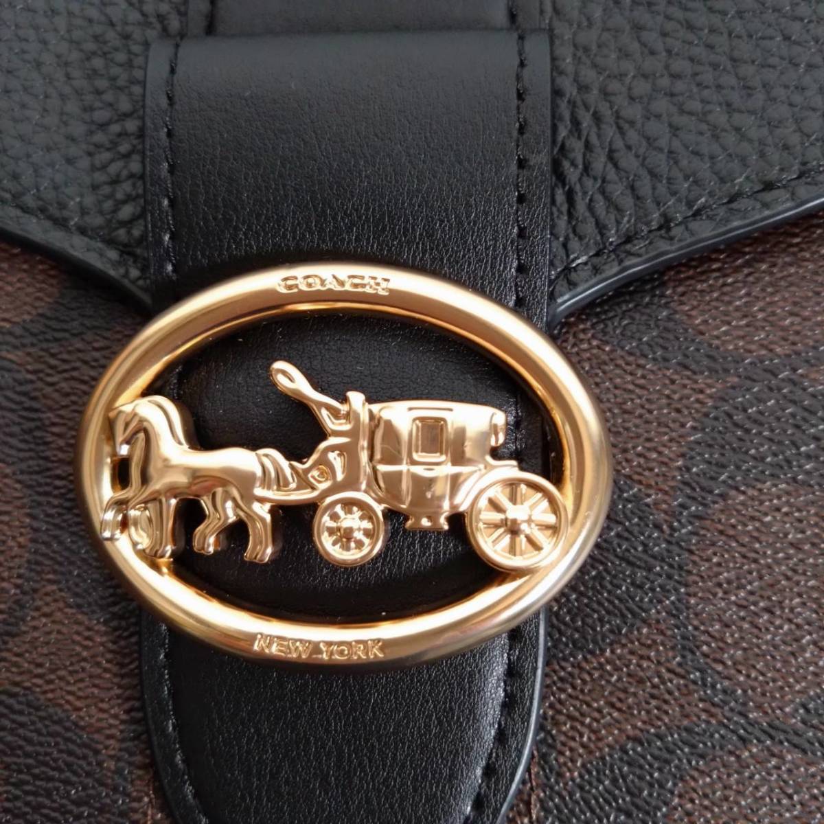 COACH コーチ ショルダーバッグ レディース 馬車モチーフ バッグ ブランド 保存袋つき KJ2605_画像4