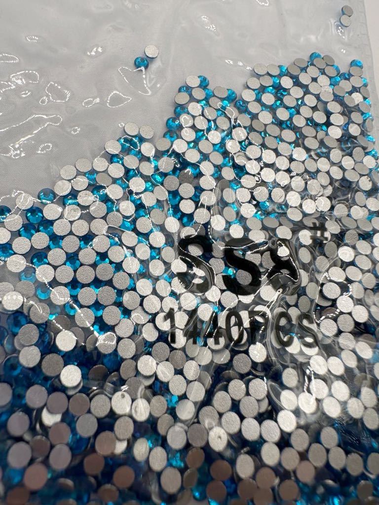 SS8 1440粒　水色　2mm ダイヤモンド　ライン　クリスタル　ネイル　デコ　ガラス　ストーン　ネイル　パーツ　アクセサリー_画像1