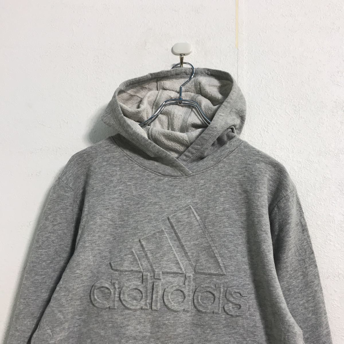 中古 古着 adidas ロゴ スウェット パーカー L グレー アディダス プルオーバー 型押し 古着卸 アメリカ仕入 a510-5850_画像2