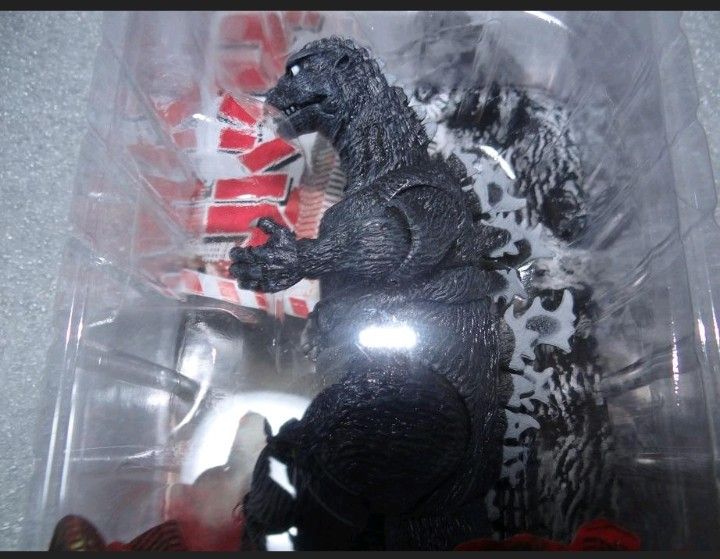 ネカ  ゴジラ Godzilla  アクションフィギュア2個セット  訳あり ジャンク  ブリスター破損あり  新品未開封品