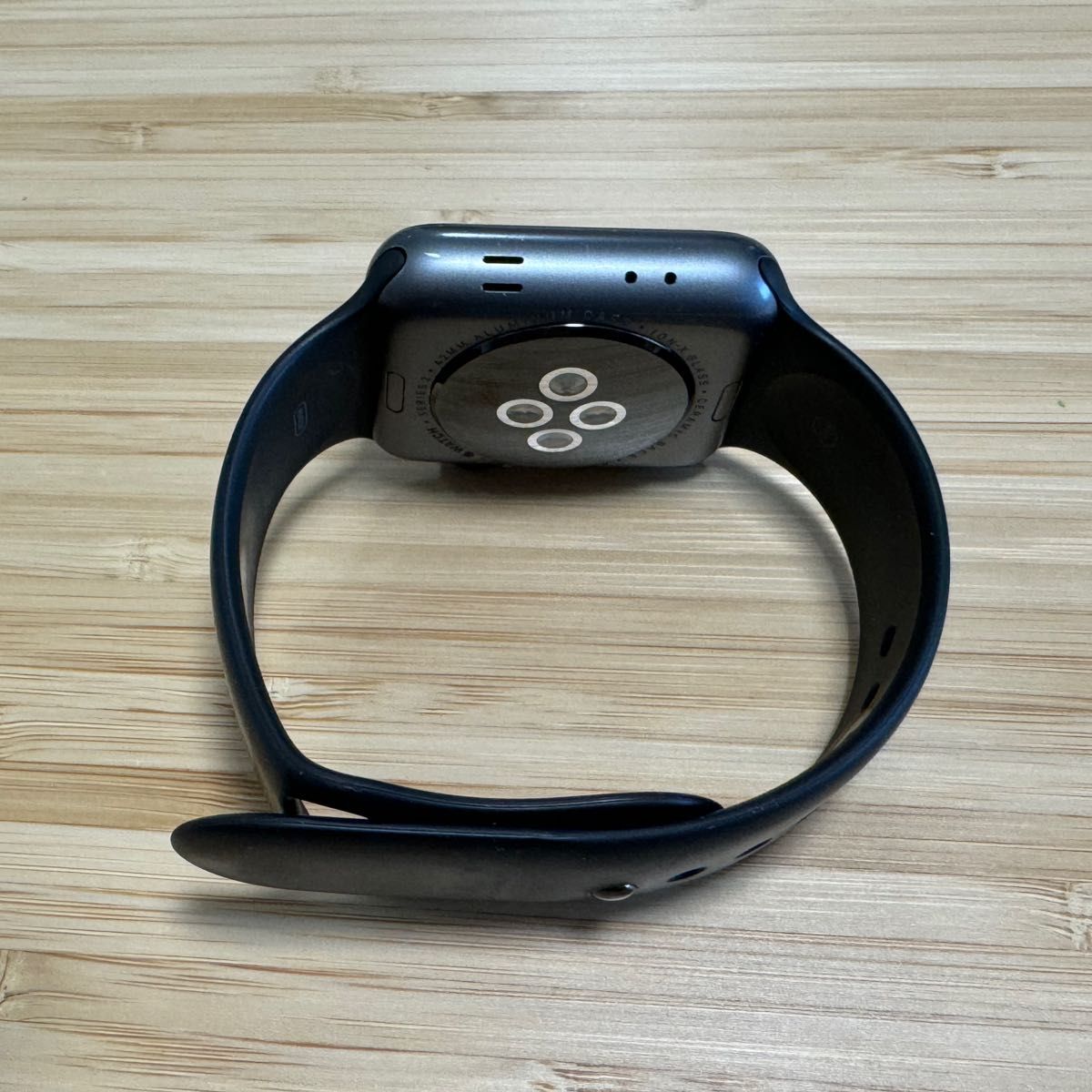 Apple Watch Series 2 42mm スペースグレイアルミニウムケースと