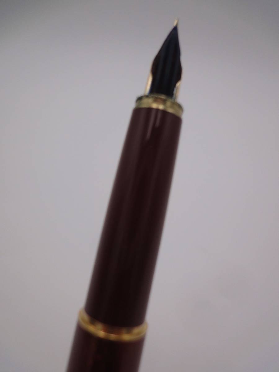 【1円スタート】筆記未確認 PILOT 万年筆 ペン先刻印 14K-585 細字 F パイロット 文房具 14金 ワインレッド×ゴールド 日本製_画像5