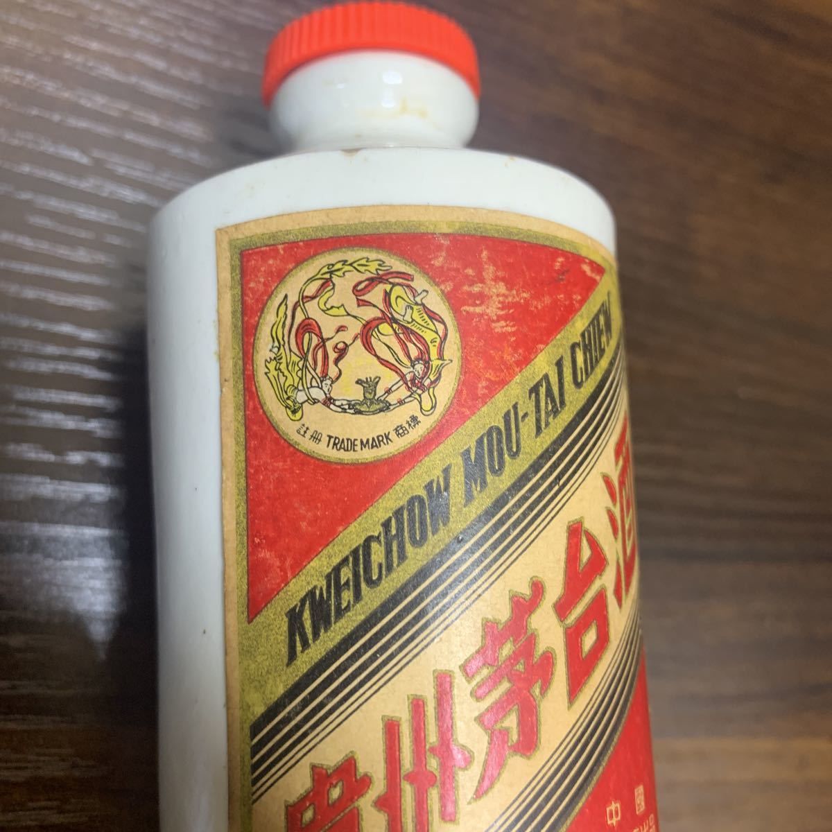 空ボトル】貴州茅台酒 マオタイ酒 天女ラベル MOUTAI KWEICHOW 中国酒 空ボトル】貴州茅台酒 マオタイ酒 天女ラベル MOUTAI KWEICHOW 中国酒