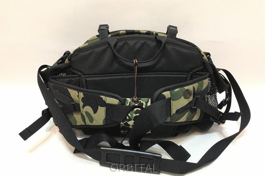 経堂) ベイプ BAPE 1st camo ファーストカモ ウエスト ショルダーバッグ 迷彩 アベイシングエイプ タグ付_画像3