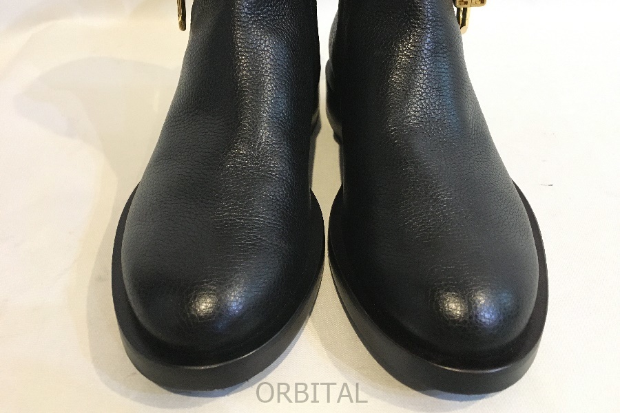 二子玉)GIVENCHY ジバンシィ ロックアンクルブーツ Lock ankle boots ショート ブラック 定価214,500円 レディース 36 23cm 美品_画像5