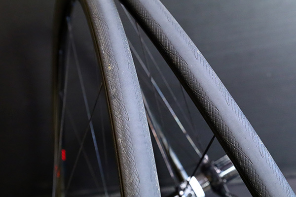 Bontrager Aeolus XXX Tubular Road Wheel前後セット976g カーボンホイール シマノ11S用 ヒルクライム用に 超軽量飛び道具_画像8