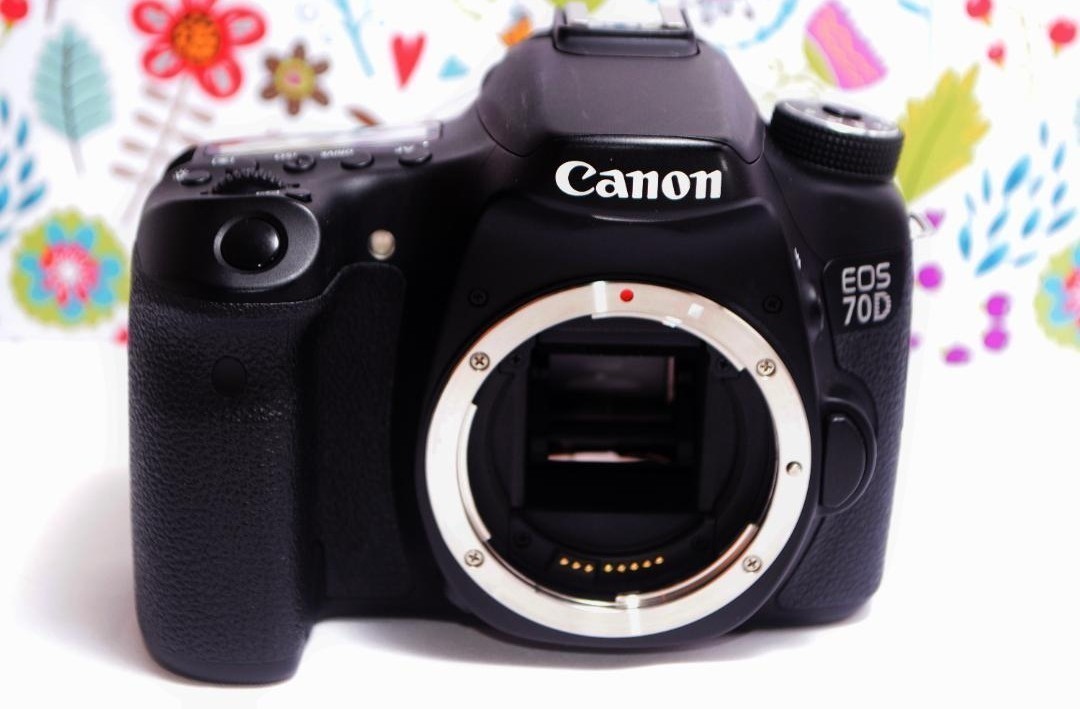 本物品質の Canon EOS 70D☆WiFi搭載＆一瞬を逃さない高速連写