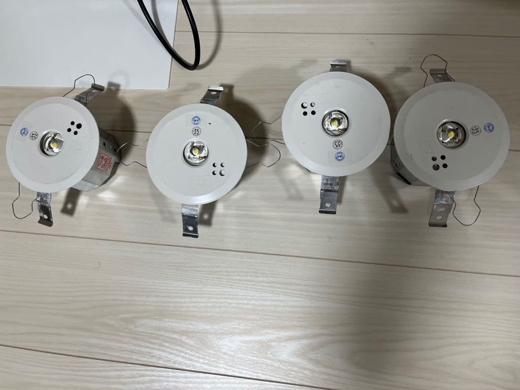 Yahoo!オークション - Panasonic LED非常用照明器具 専用型 Yahoo!オークション - Panasonic LED非常用照明器具 専用型