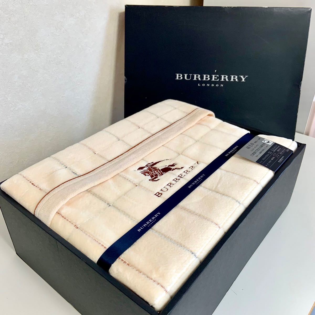 未使用 BURBERRY バーバリー 綿毛布 140×200cm 高級シール織 シルキータッチ ホースマーク刺繍 日本製 綿100% ご家庭で洗える  毛布