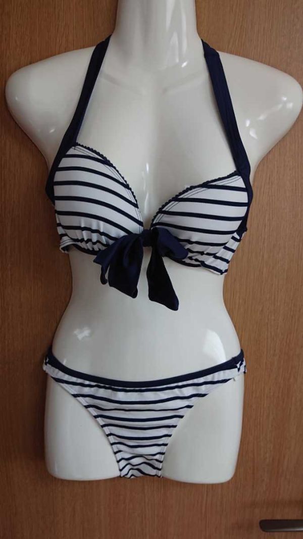 * navy blue × white * border pattern. bikini 2 point set *9M* wire entering *( stock ). warehouse industry *