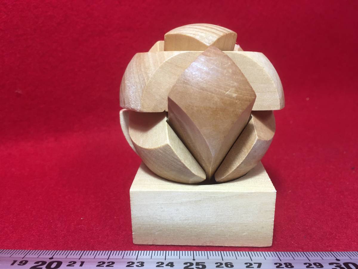 W WINTON puzzle rings wooden toy toy pedestal attaching decoration ornament 3D solid Rubik's Cube sama . thing head. gymnastics talent tore wooden. environment ..... rare article C