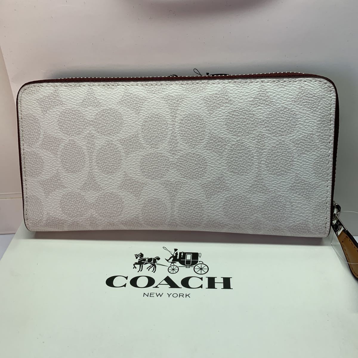 COACH 新品箱付き　長財布　f3733 2020秋冬xディズニー限定　ミッキーマウス　翌日発送_画像4