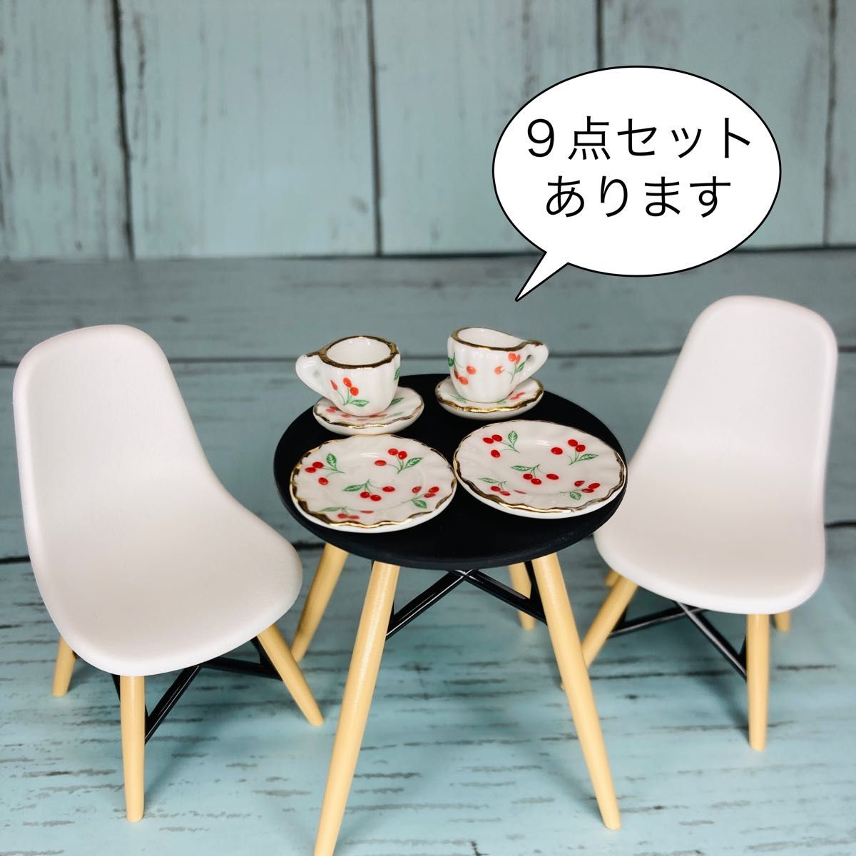 イームズ風チェアー(グレー)ｘ１　テーブル(黒)ｘ１　ミニチュアダイニングセット　コレクション　ドールハウス　家具　カフェ　