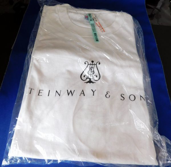 STEINWAY & SONSのTシャツ　HANES製　3L位　used \19800