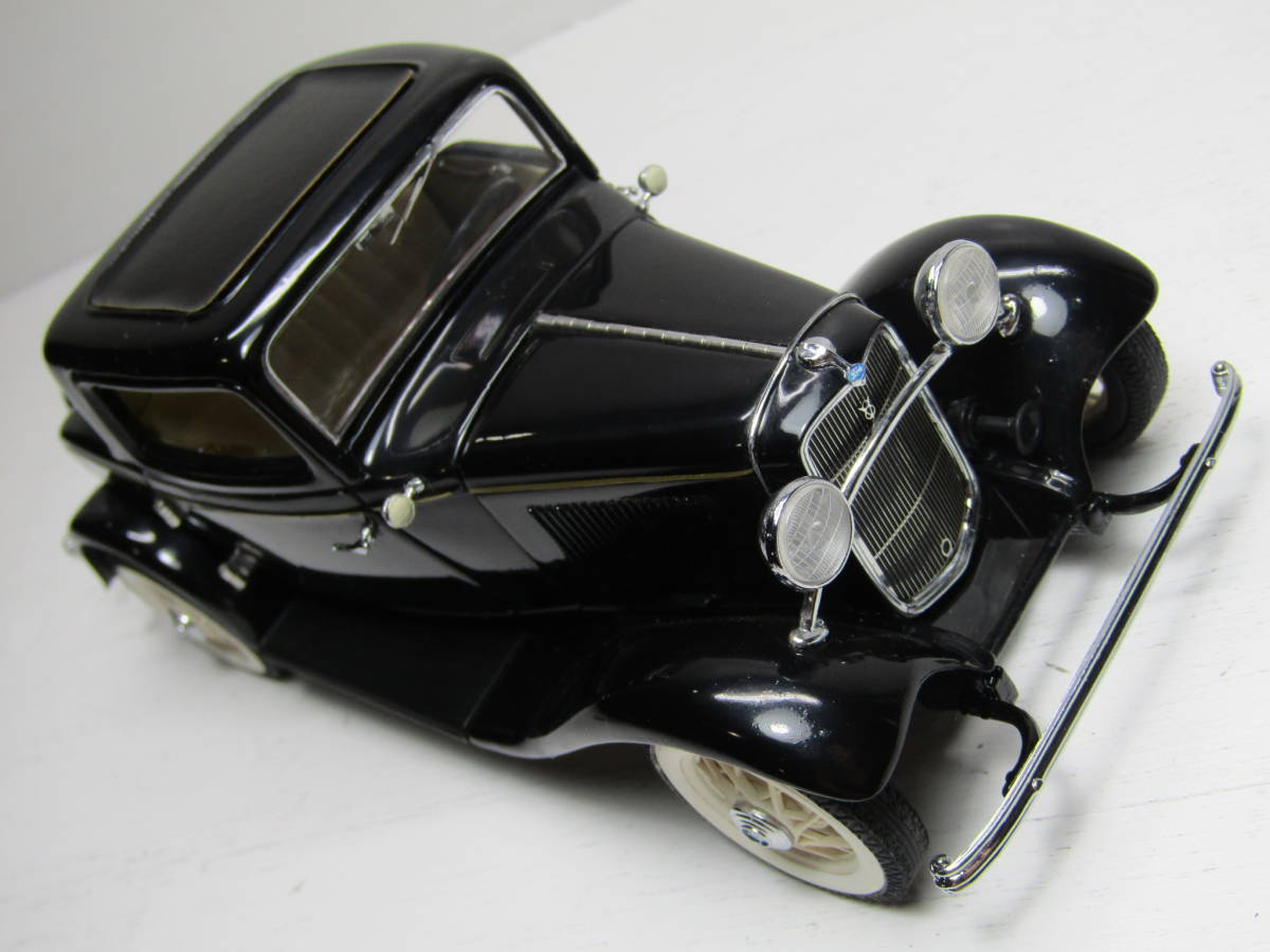 Ford 1/24 フォード 1932 初代 V8 アメリカンマッスル Hot Rod ホットロッド 32 33 34 Model T オリジナル 名車 FORD ３‐Window Deuce _画像9