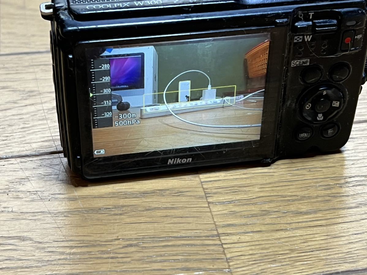 特売 NIKON COOLPIX 動作確認済 バッテリー+SDカード32GB付き 防水