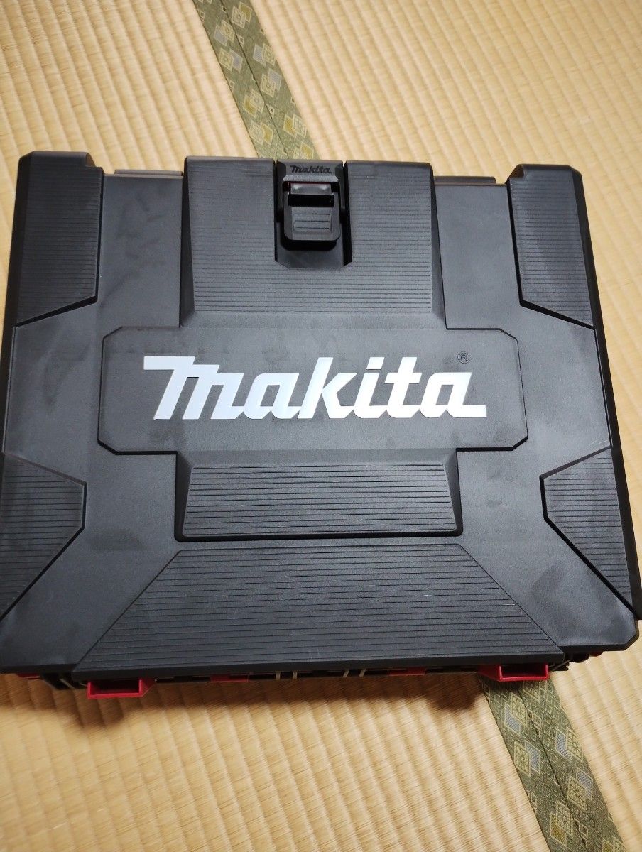 HP001GRDX 未使用 マキタ 充電式振動ドライバドリル セット品 HP001GRDX 未使用 マキタ 充電式振動ドライバドリル セット品